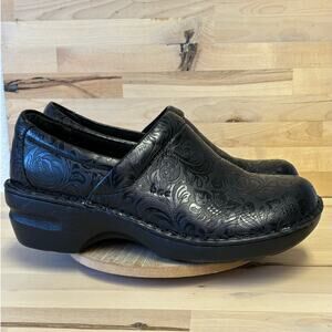 B.O.C Women’s Professional Black Clogs Floral Leaf Design Sz 11